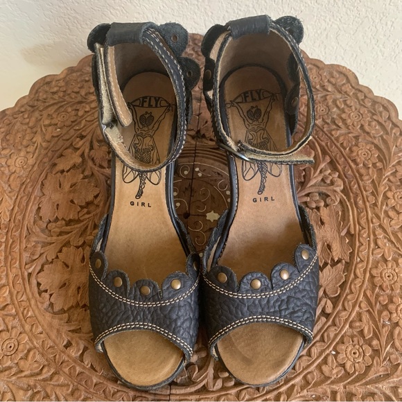 Fly London Black Pebble Leather Studded Mary Jane Open Toe Heels EU Size 36 - Picture 9 of 9